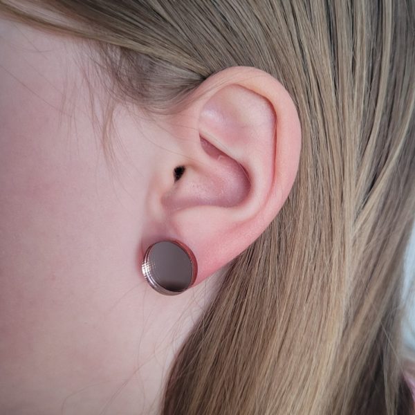 Ruusukultainen, peiliakryylinen nappikorvakoru