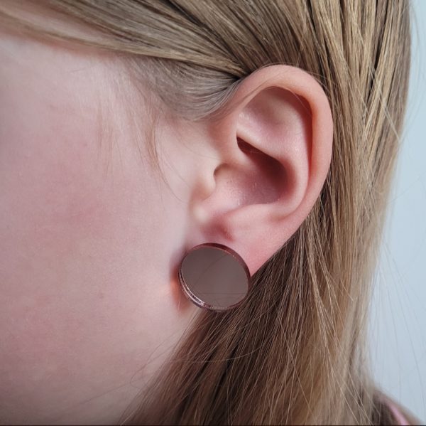 Ruusukultainen, peiliakryylinen nappikorvakoru